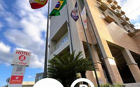 Le Village Flats E Hotel